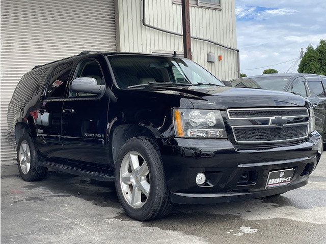 サバーバン1500 5.3 V8 4WD