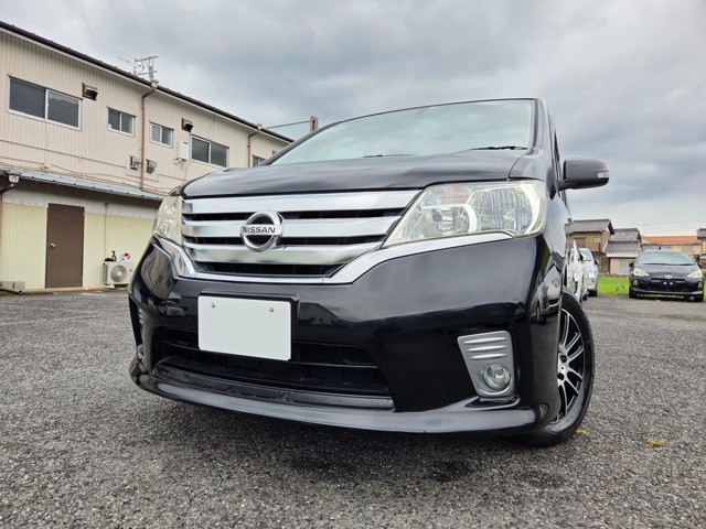 セレナ2.0 ハイウェイスター S-HYBRID