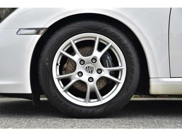 �y�����X�\�񂨊肢���܂��z�����X�́A���q�l�փX���[�Y�ɂ��Ԃ����Ē����ׁA���\��𒸂��܂�����K���ł��B�܂��A���_�񎞂ɂ́A���Ԃ̍ŏI�m�F�̎�����s���Ē����܂��B