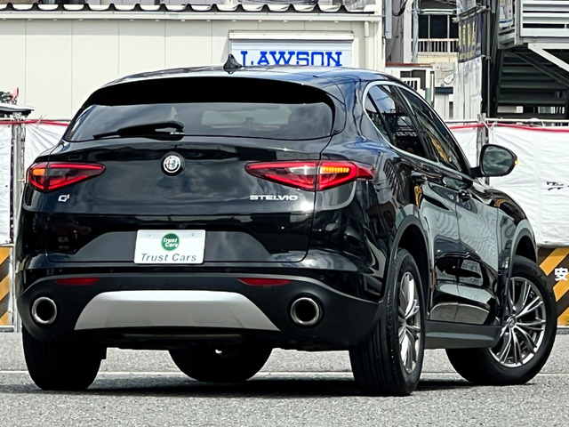 ステルヴィオ2.0 ターボ Q4 4WD