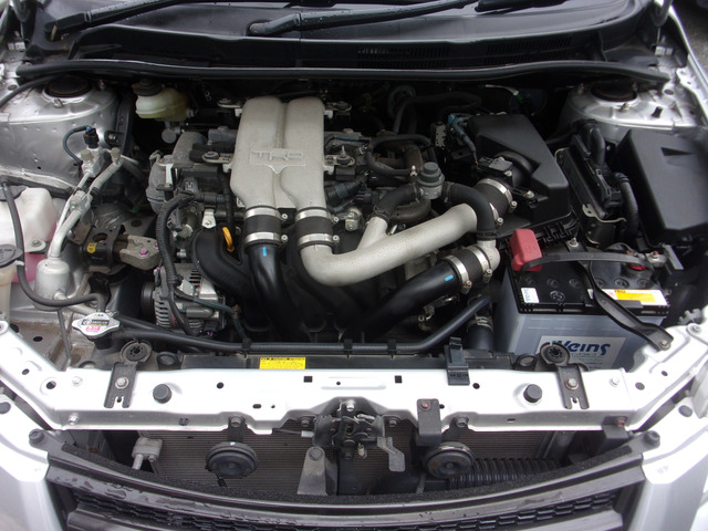 1.5���b�^�[TRD�^�[�{���ڃG���W����150�n�́B