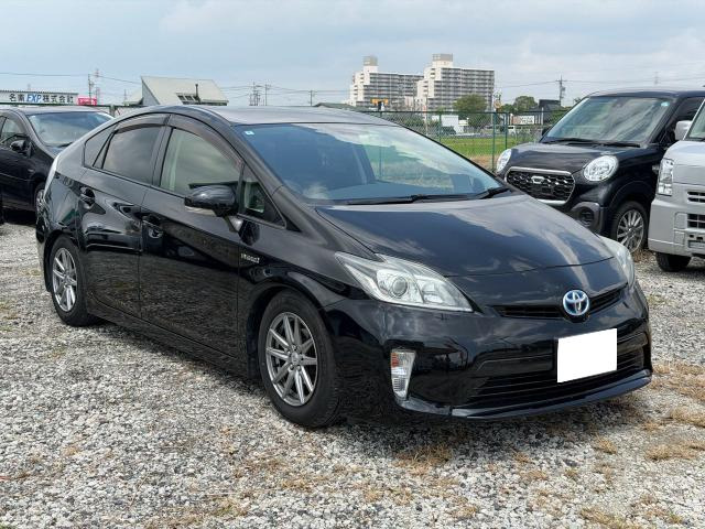 プリウス1.8 L