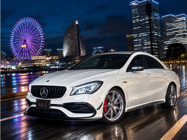 CLAクラスAMG CLA45 4マチック 4WD
