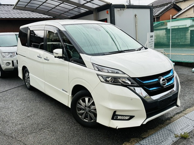 セレナ1.2 e-POWER ハイウェイスターV