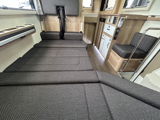 �_�C�l�b�g�͊ȒP�Ƀx�b�h�W�J�\�ł�!���@��180cm&times;95cm�ƂȂ��Ă���܂�!