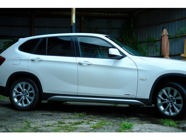 X1xドライブ 28i 4WD