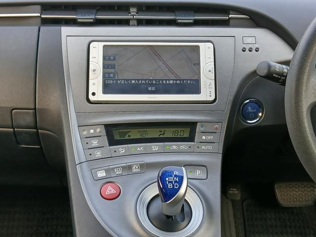 プリウス1.8 S