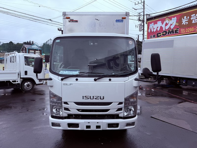 エルフ