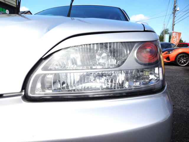 ���J�^���O�l280�n�͂𔭐�����EJ20�c�C���^�[�{�ɁA�X�o�������ӂ�AWD�A������5MT�̑g�ݍ��킹��