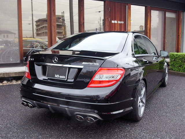 CクラスAMG C63
