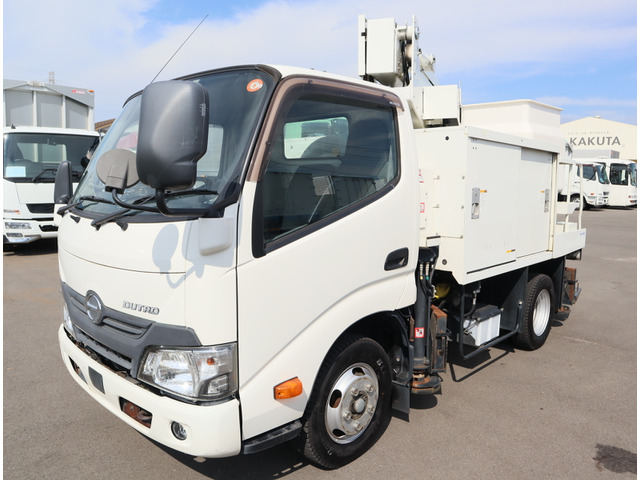 デュトロ高所作業車