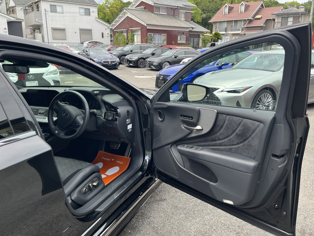 LS500 Fスポーツ