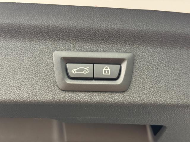 電動パワーバックドアとなっております!