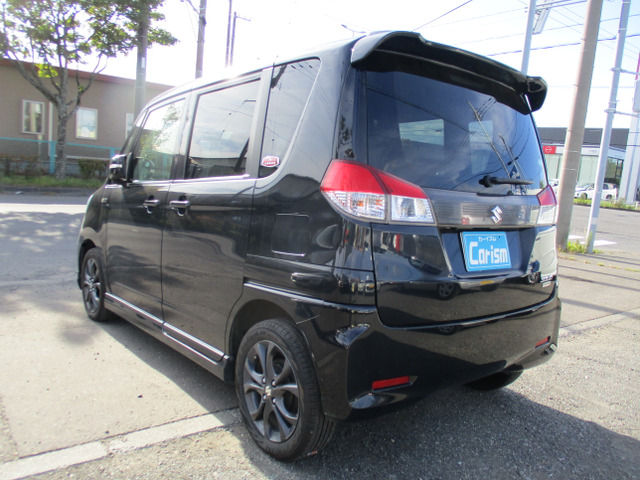 ★乗りやすい大きさの乗用車です★