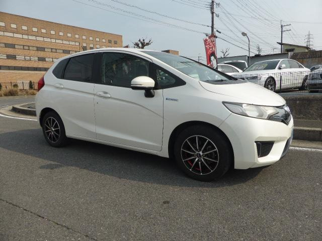 フィットハイブリッド(ホンダ) Fパッケージ 中古車画像