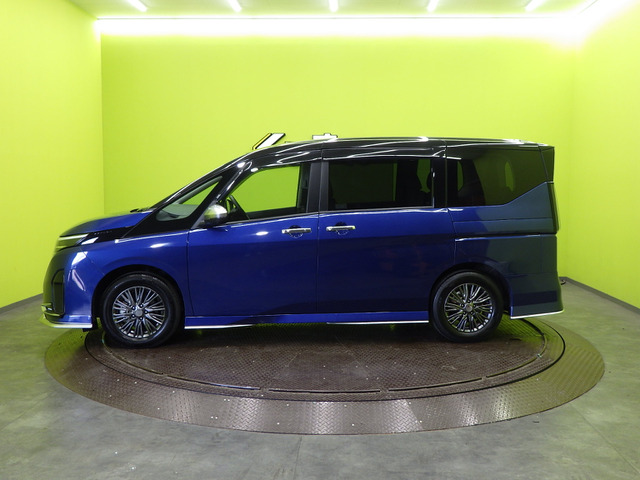 セレナ1.4 e-POWER AUTECH