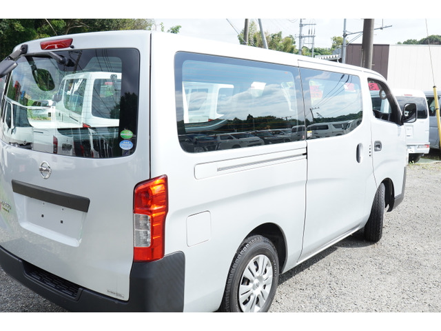 NV350キャラバン2.0 DX ロング