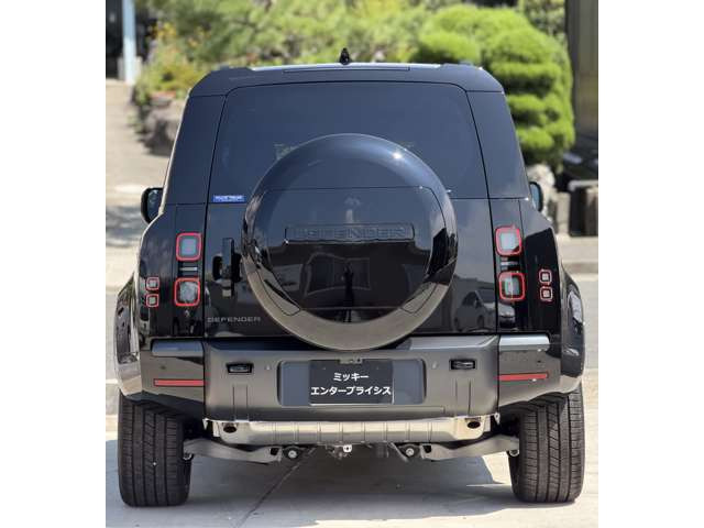 ディフェンダー110 X ダイナミック SE 2.0L P300 4WD