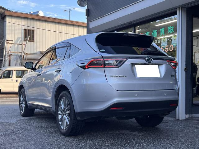 ハリアー2.5 ハイブリッド E-Four プレミアム アドバンスドパッケージ 4WD