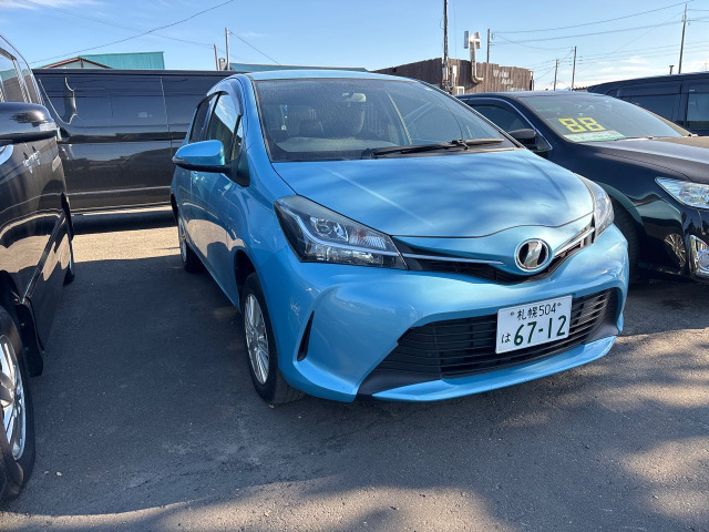ヴィッツ1.3 F 4WD