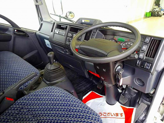 エルフ3.0 ハイキャブ セミロング フルフラットロー ディーセル 4WD