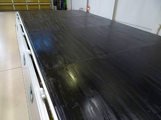 �ב����:351&times;178&times;40 �O���J �A���~�A�I�� �A�I���O���㕔�A���~�ȍ|�J�o�[ ���[�v��3�� ���S���� ���A�A�I���`�F�[��2�� �����A���~�ȍ|����/LED��Ɠ�2��