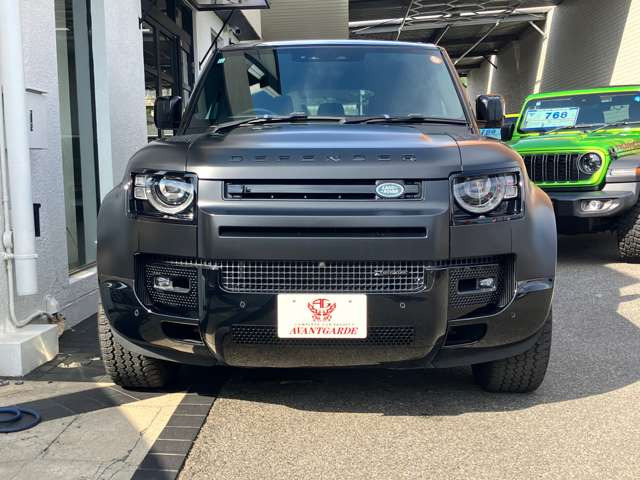 ディフェンダー110 イースナー エディション 3.0L D300 ディーゼル 4WD