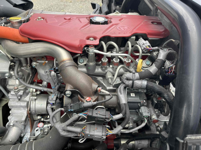 �G���W���^��N04C