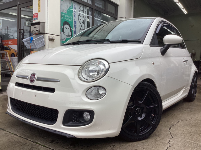 500S(フィアット) ツインエア　デジタルメーター 5速MT LD 中古車画像