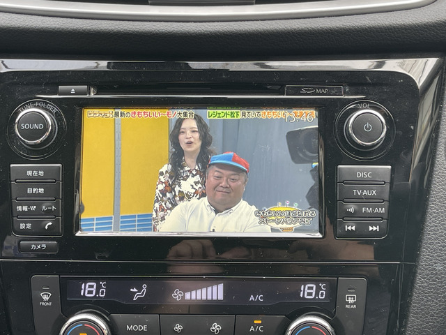 ☆SDナビ地デジTVにBluetooth機能も付いているので携帯と接続できハンズフリーや音楽再生も可能です♪お見逃し無く!!お問い合わせはTEL06-6430-1230 E-mail cars_genesis2