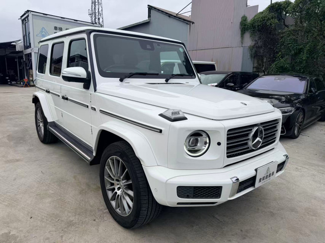 GクラスG350d 4WD
