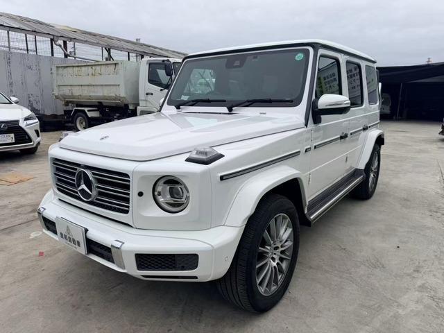 GクラスG350d 4WD