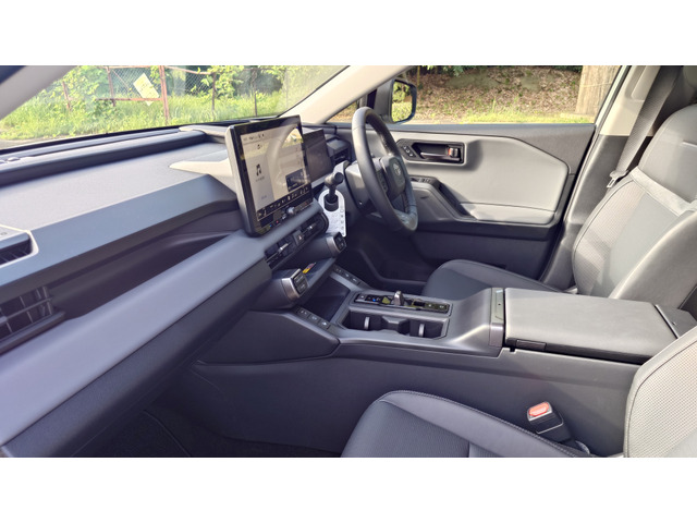 RAV42.5 Z E-Four 4WD