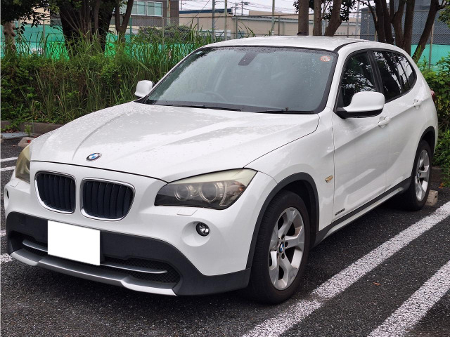 X1(BMW) sドライブ 18i　修復歴無し 中古車画像