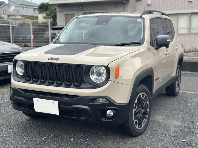 レネゲード(ジープ) トレイルホーク 4WD 中古車画像