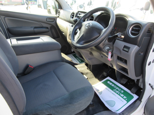 ☆内装・運転席廻りです☆