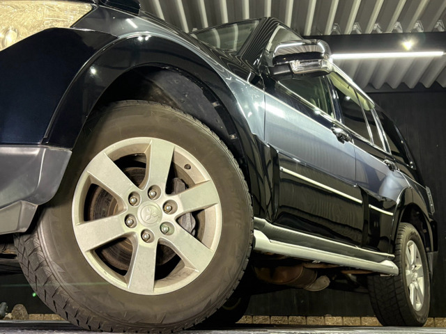 �y�J�X�^���z �J�X�^��������܂�!���[�_�E���E���t�g�A�b�v�ELED���E�A���~�z�C�[�����A�e�u�����h�̃p�[�c�̎�舵���������܂��B