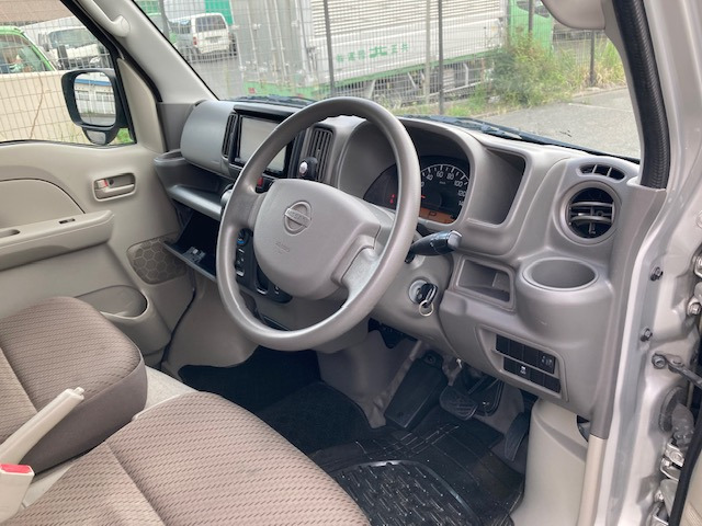 AT   AC   PS   PW(�t�����g�̂�)  ABS  �G�A�o�b�O  87,060km