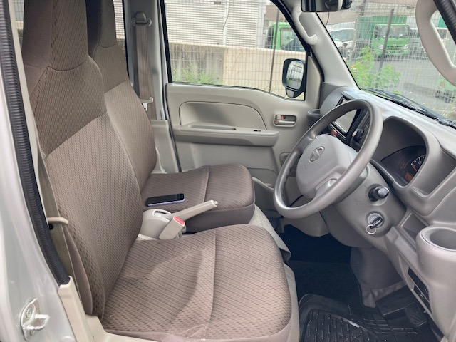 AT   AC   PS   PW(�t�����g�̂�)  ABS  �G�A�o�b�O  87,060km