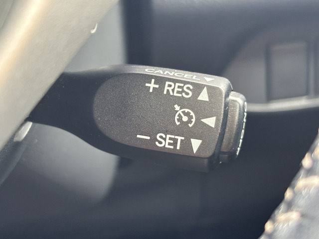 �N���[�Y�R���g���[��
