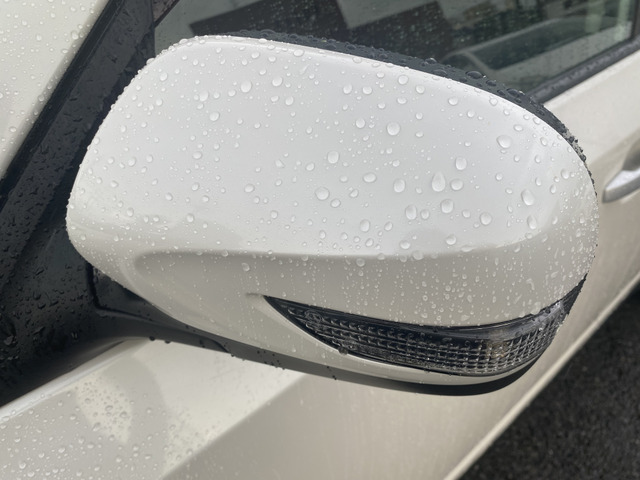 車は機械ですが、きちんとメンテナンスしてある車はまだまだ乗れます。そんなお車を当店は支払総額10〜30万円程の価格を中心に取り揃えてます。事故歴、修復歴、メーター改ざん歴のある車両は原則仕入れません。