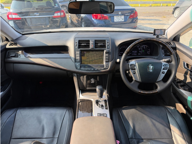 当店は『良質なお車を最大限お安く』ご提供させていただくために、家賃や人件費を最大限抑えて営業しております。ご来店や現車確認をご希望の際は事前にご連絡をお願いいたします。