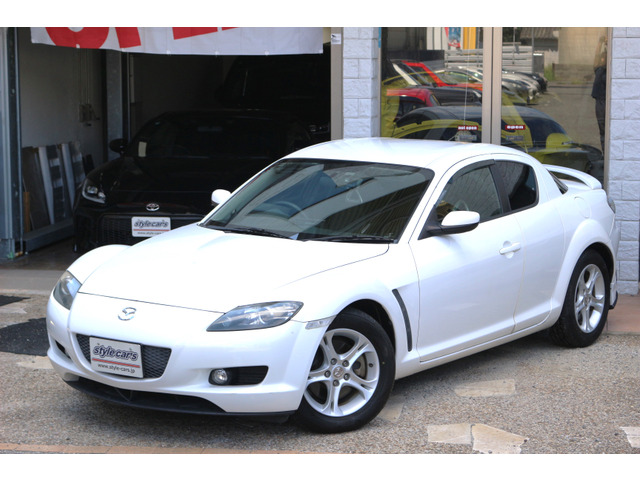 ☆シンプルこそ正義!5速ミッション!【SE3P-RX-8】入庫しました!6速よりも珍しく、一定の人気があるベースグレード!カスタムのし甲斐があるノーマル車両!距離も少なくまだまだ元気な車両です!