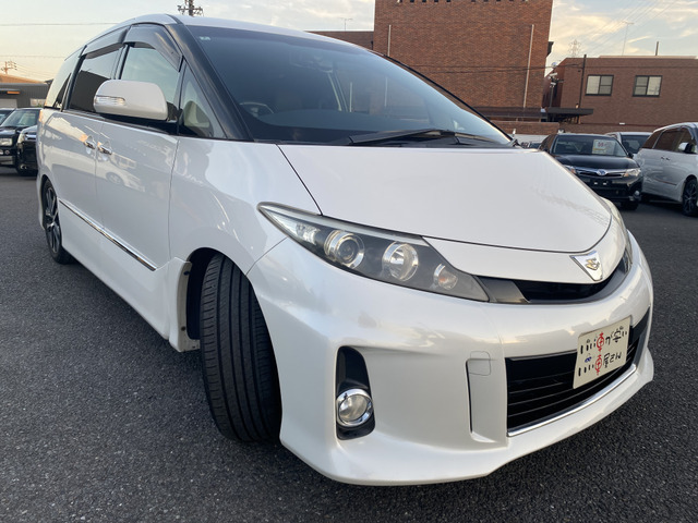 3ヶ月・3000kmの無料保証付きです。エンジン、ミッション等の修理の際に金額が大きくなりがちな箇所も無料修理で安心です。最大3年までの有料保証も取り扱っております。