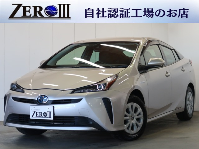 プリウス(トヨタ) 1.8 S E-Four 4WD　ナビ・TV・禁煙車・ETC・寒冷地仕様 中古車画像