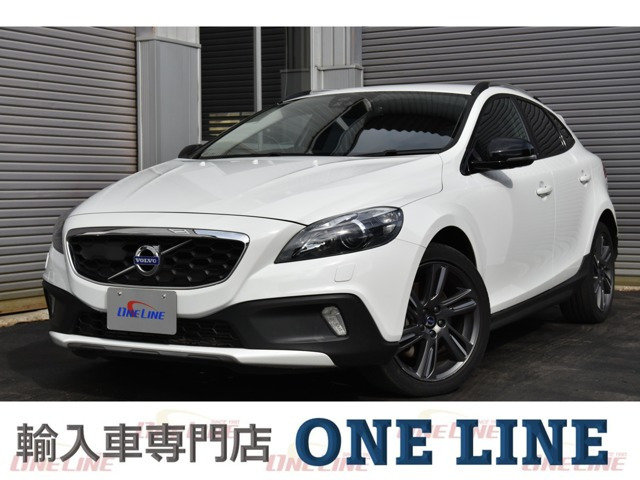 V40クロスカントリー(ボルボ) T5 AWD SE 4WD　ブラックレザーシート バックカメラ ナビ 中古車画像