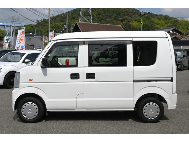 ☆★走行テスト済み☆★ 入庫時に走行チェックを実施し、足回りやブレーキの状態もしっかりと把握した上で販売しております。驚きの品質と価格を是非、ご自身の目でお確かめください♪ご試乗予約も受付中です☆