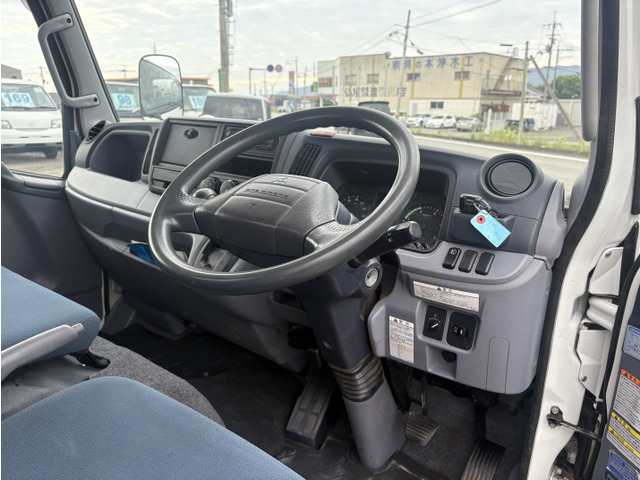 2990cc 2t 2�g�� ���{�f�B 4WD ���s77000K �f�B�[�[�� 3�l��� �ύ�2000Kg ���O���d�グ�ς� �p���[�E�C���h�E AT �I�[�g�}5��