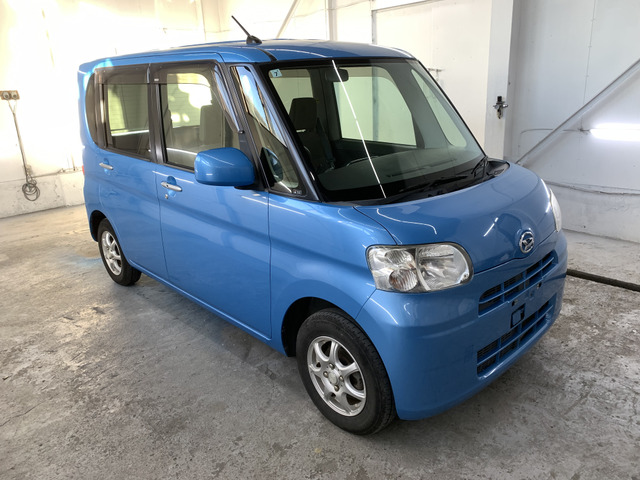 お車と一緒に新品タイヤ(ホイール付き)をご希望の方にはお得な価格にてご提供しております。常時在庫がありますので、いつでもご確認いただけます。