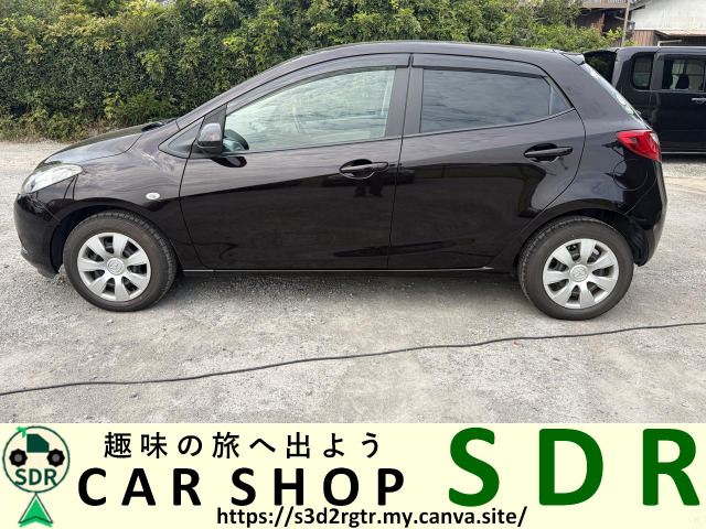室内気になる匂いはございませんが、個人差がありますので是非現車確認時にご確認いただけますと幸いでございます。